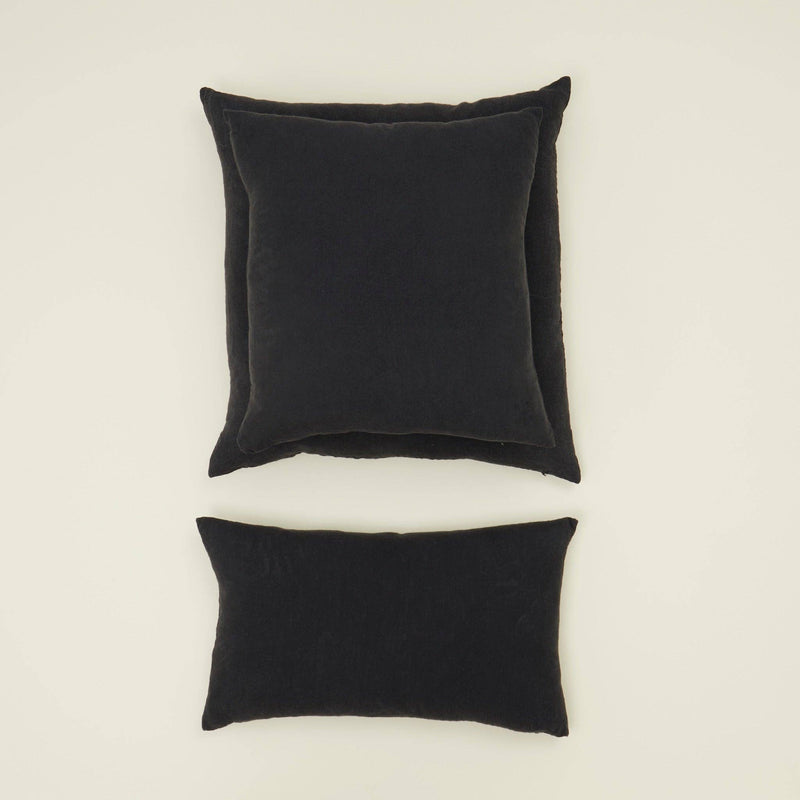 SIMPLE LINEN PILLOW - BLACK