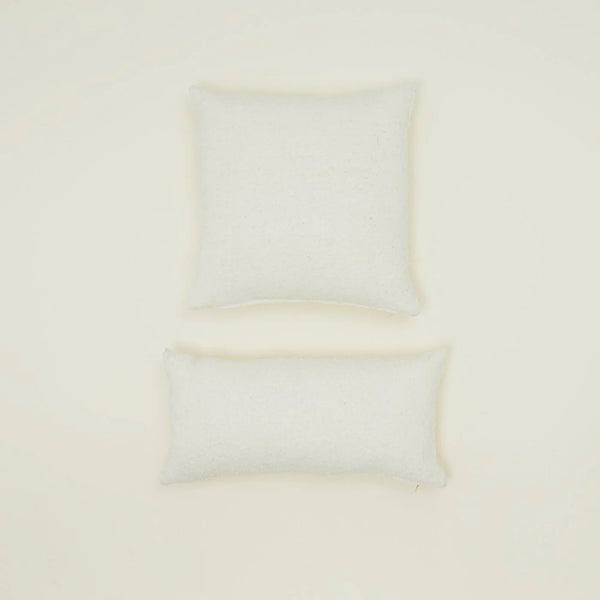 TEXTURED WOOL PILLOW - IVORY - 22"x12"