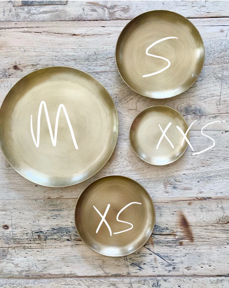 Brass Plate Round, Medium