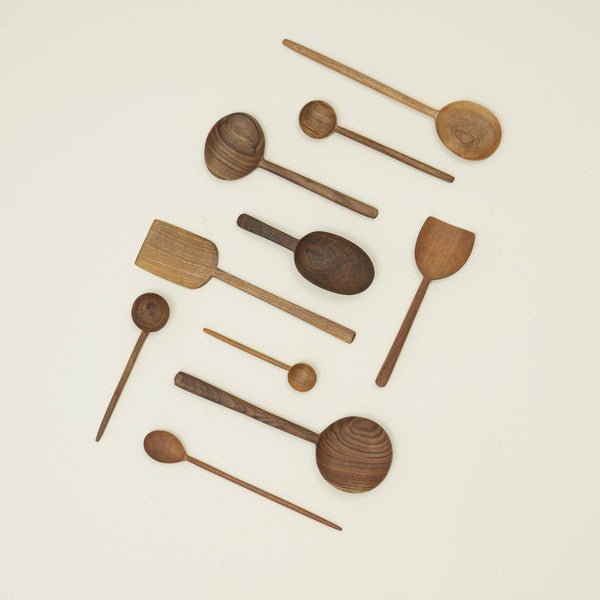 HAND CARVED WALNUT SPOON - SHORT HARIRA