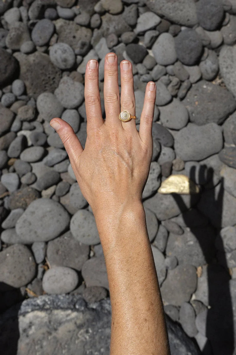 Gabriella Shell Ring