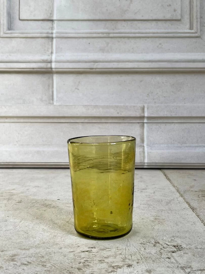 Tiny Drinking Glass, Miel